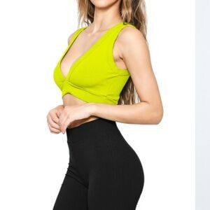 NWOT LA Luxe Size Large Vibrant Green Women's Ribbed Top